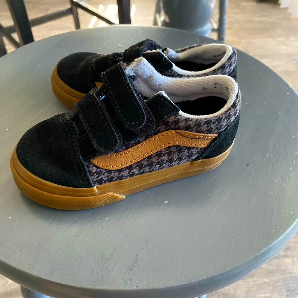 Toddler vans size 6.5